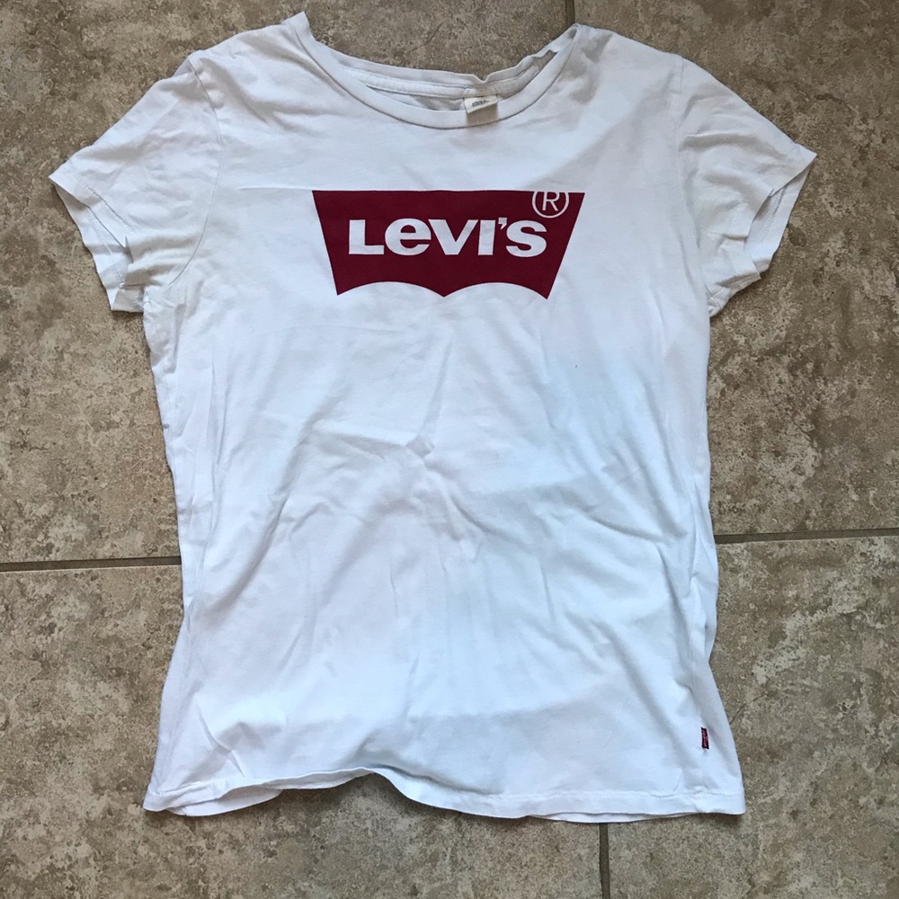 Levi women’s tee Medium white with logo
